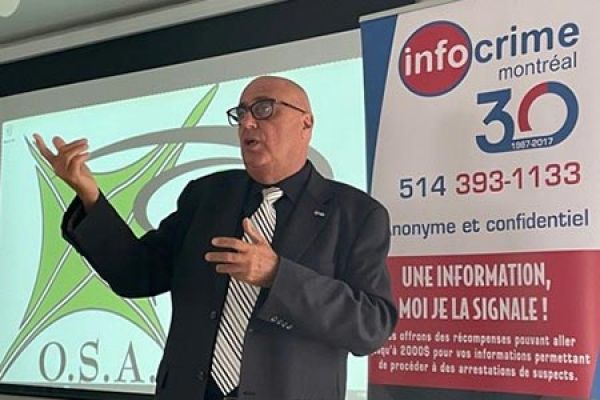 Info-Crime Montréal sur la tribune d'OSA